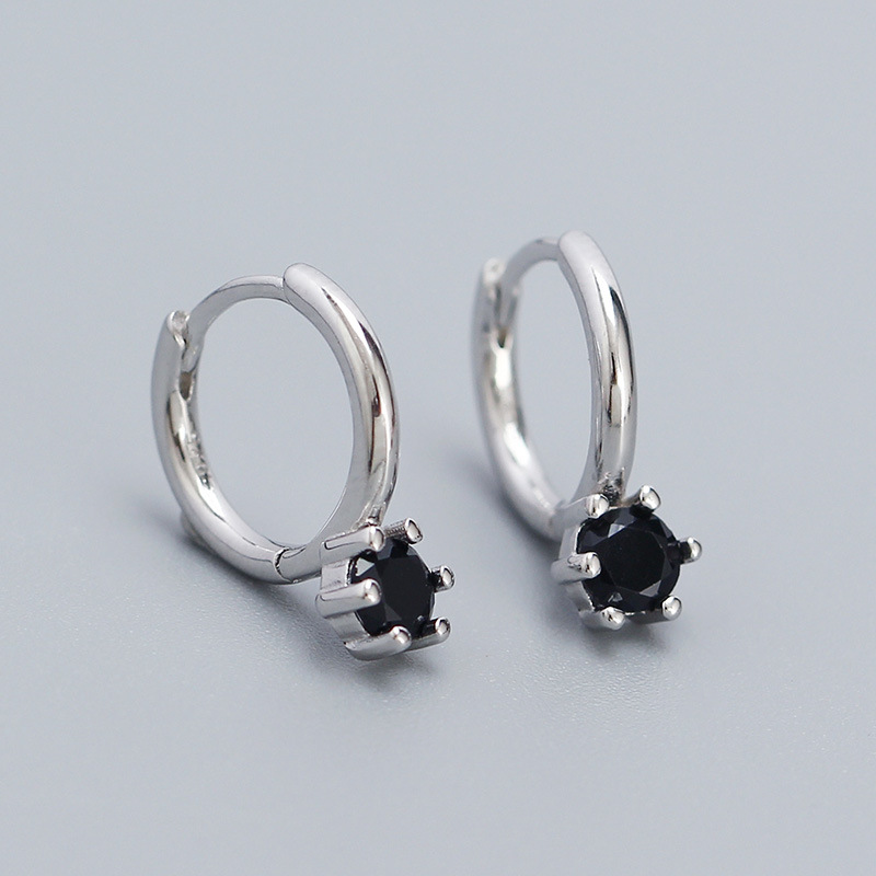 White gold (black stone)