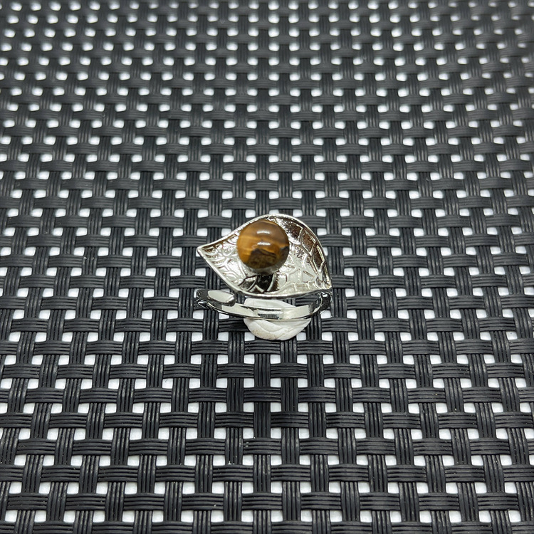 tiger eye