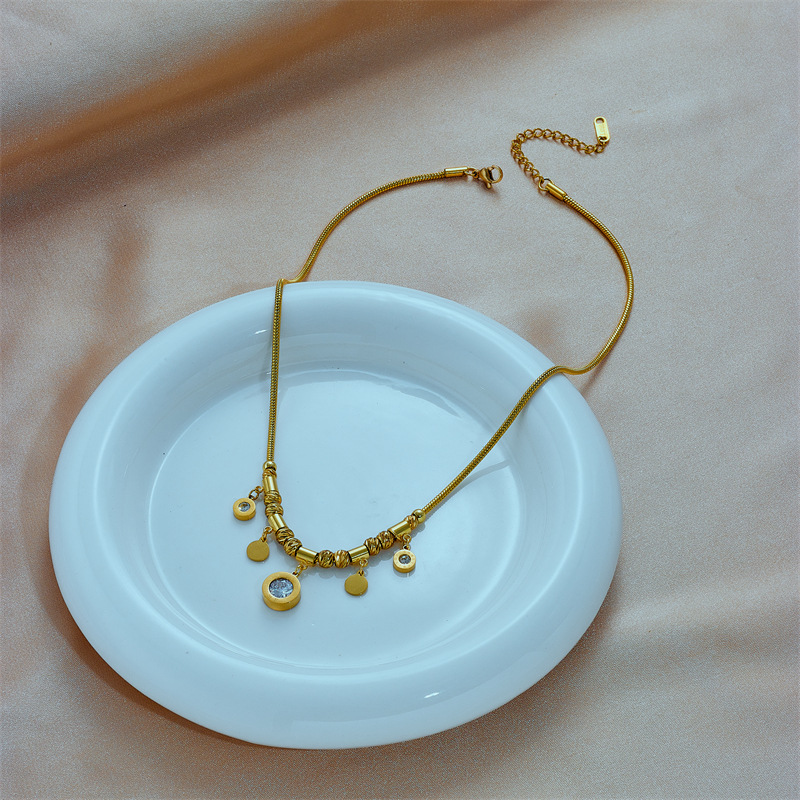 1:Collana