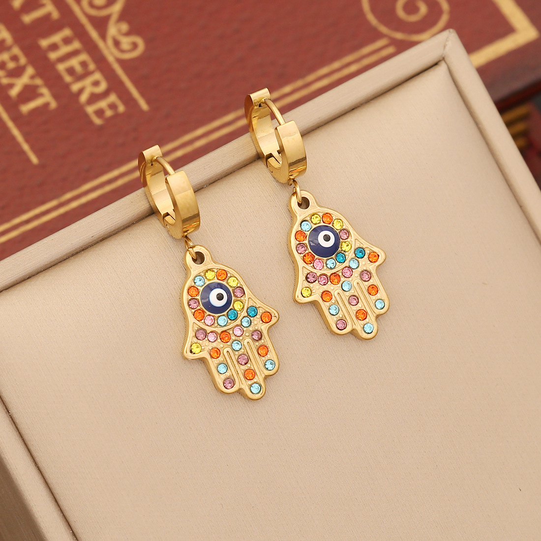 3:Earrings-3 * 2 cm