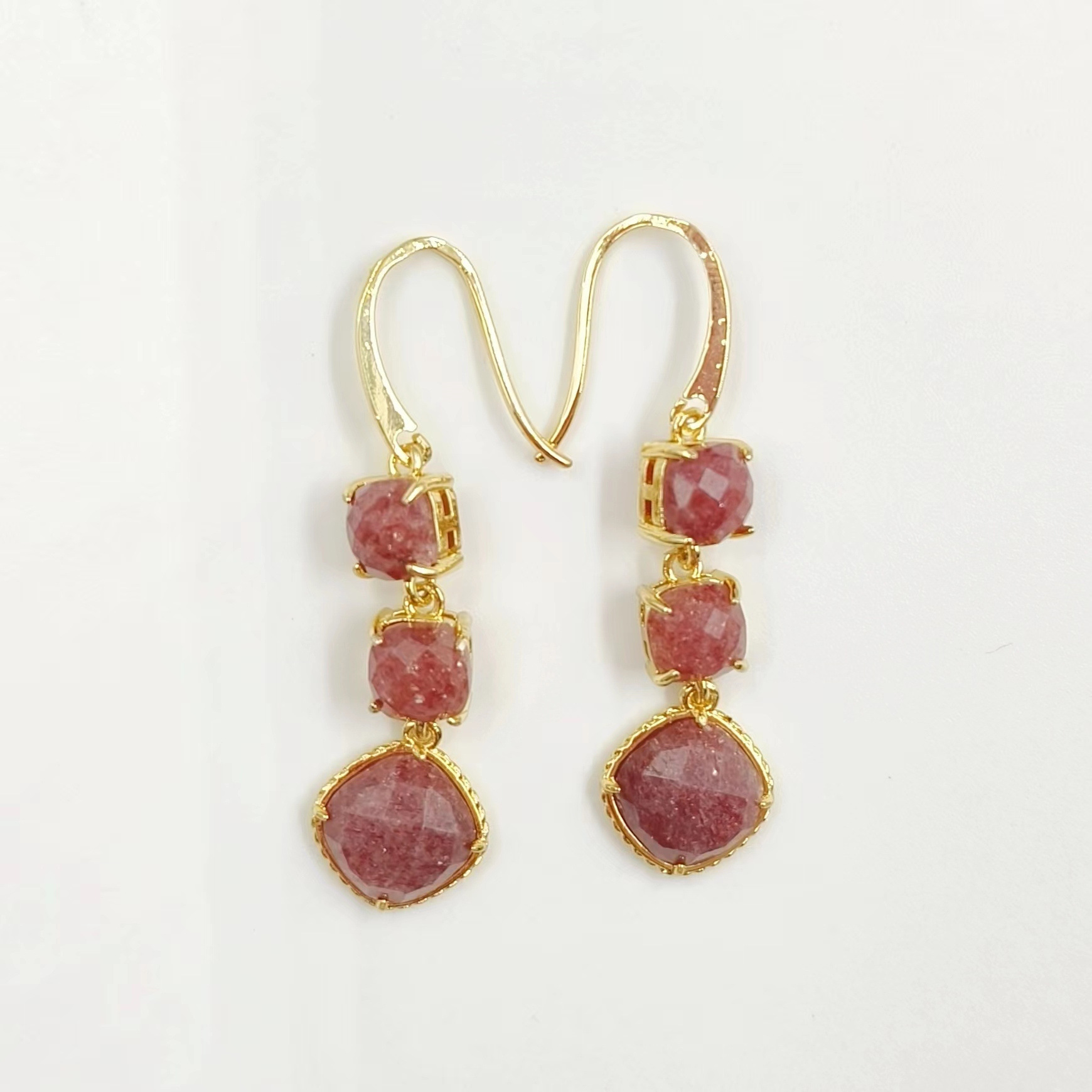 9:Strawberry Quartz