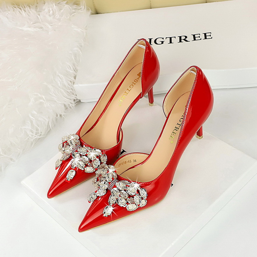 Red heel height 7.5 CM