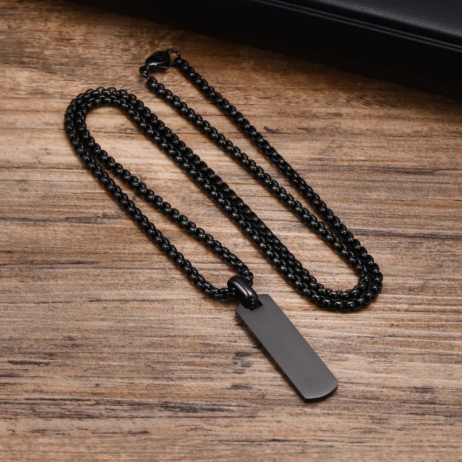 Black pendant with 60CM chain