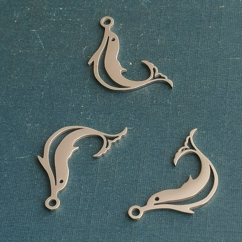 1:Silver pendant