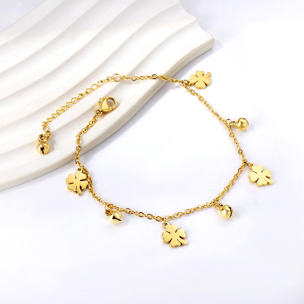 2:Four-leaf clover jingling anklet