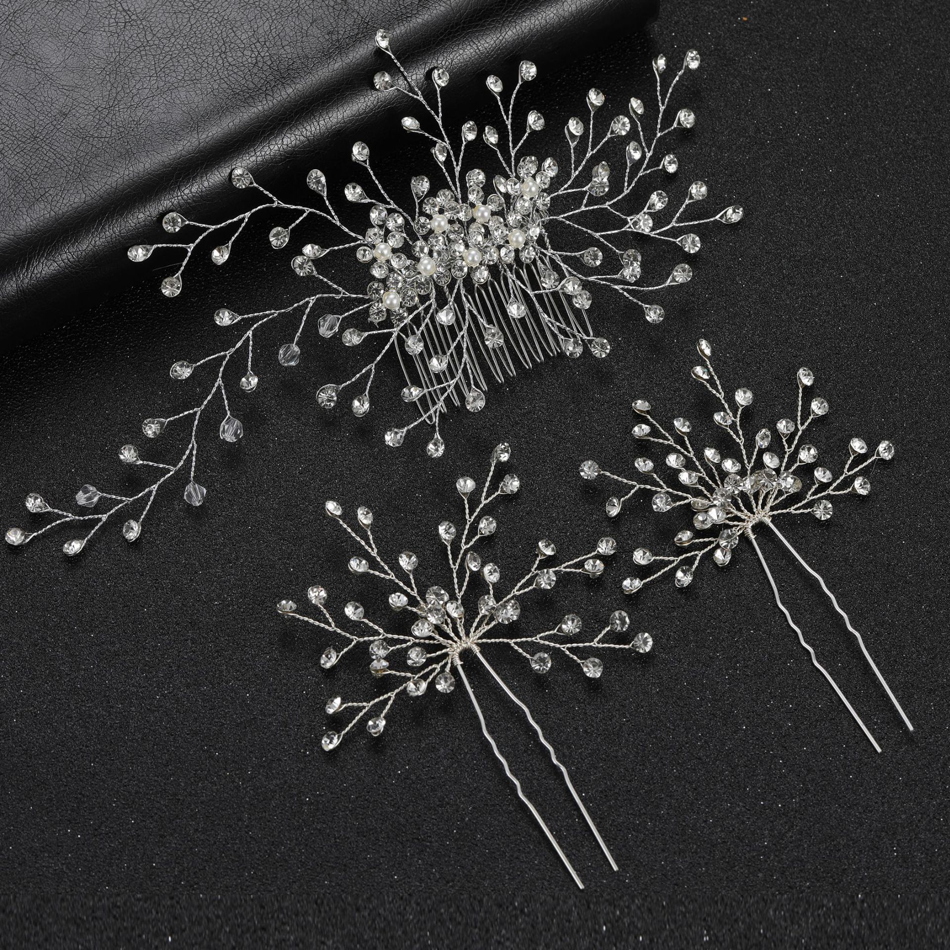 1:Silver hair comb 2 Hairpins