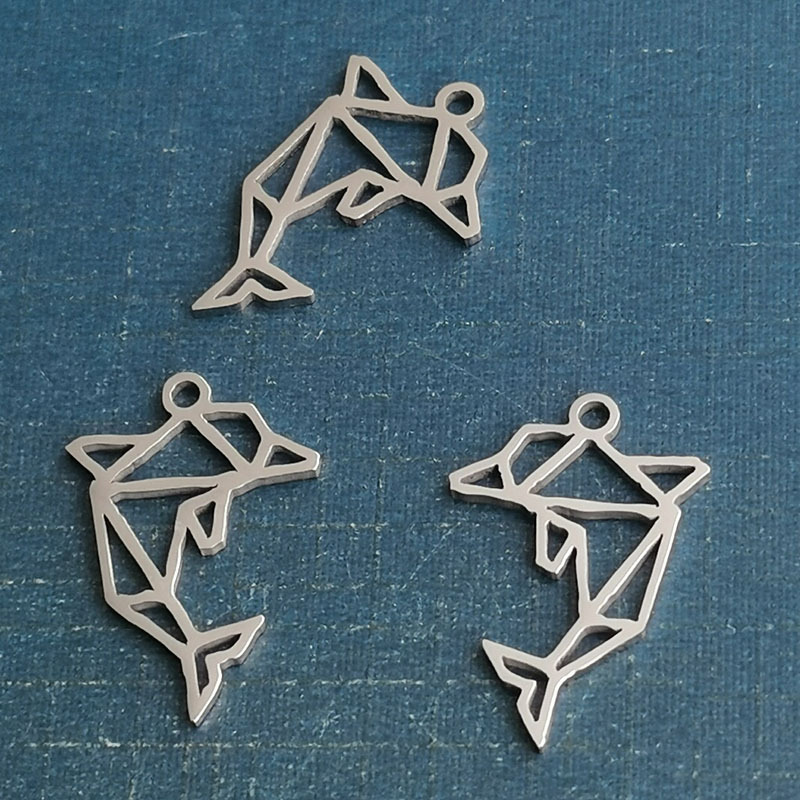 1:Silver pendant