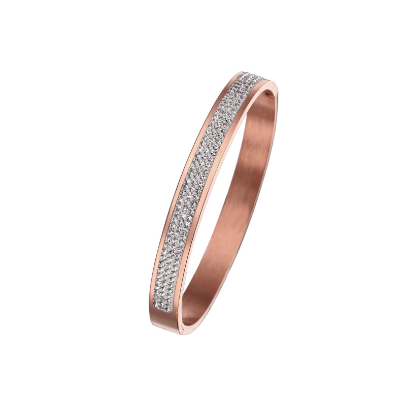 9:8mm rose gold triple row diamond