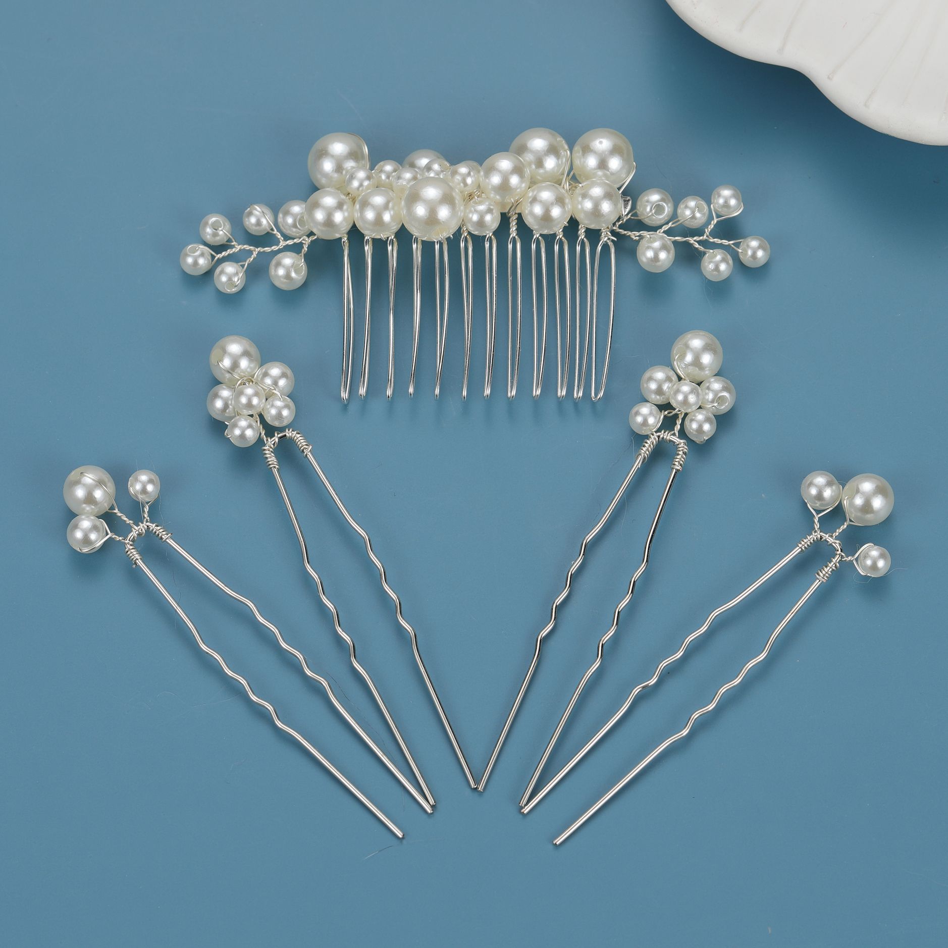 Silver 1 hair comb 4 hairpins