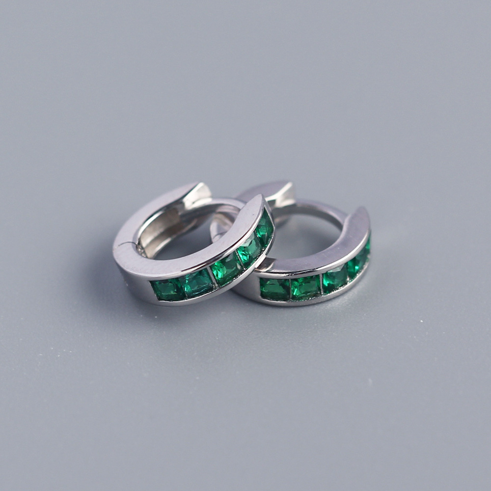 White gold (Green diamond)