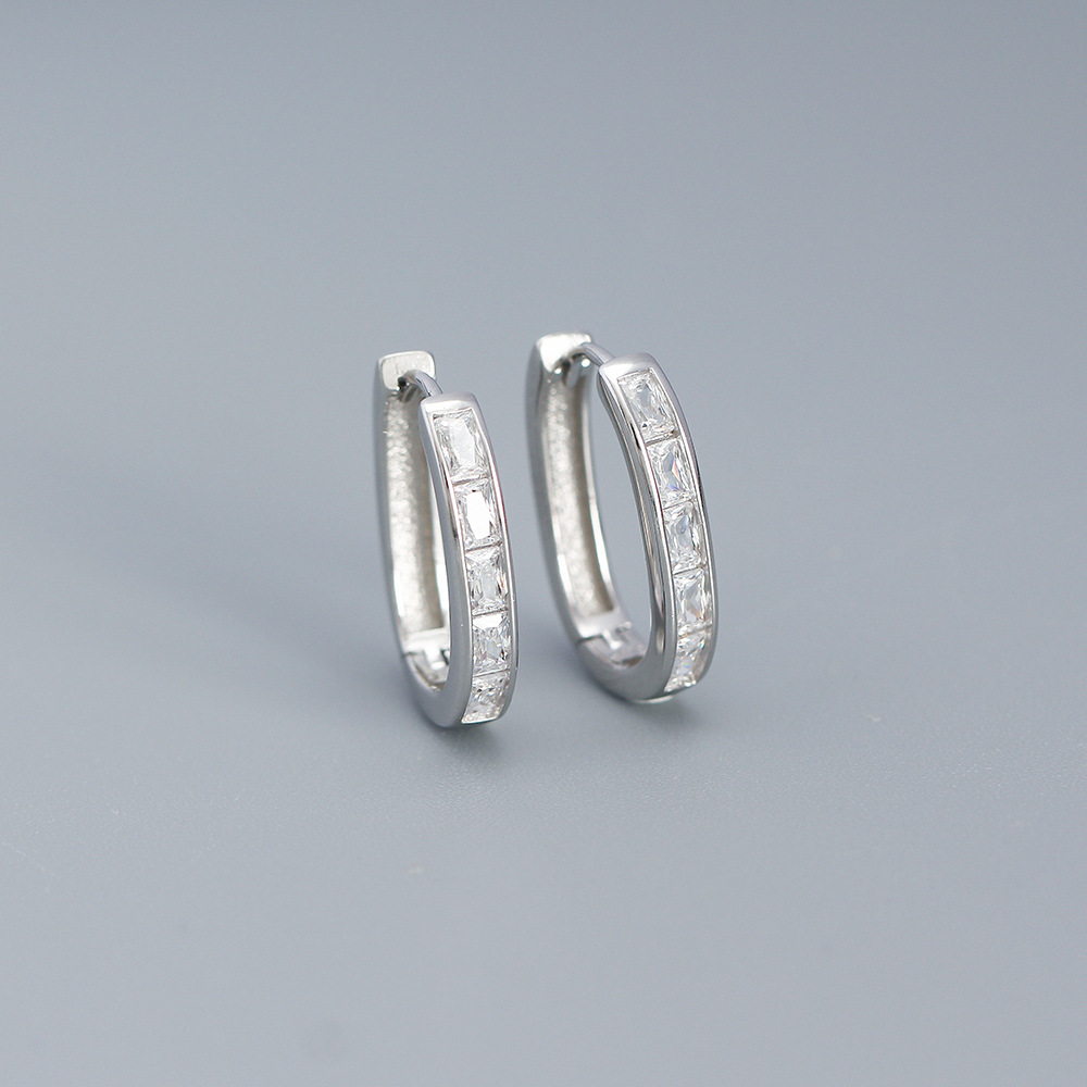 1:White gold (White stone)