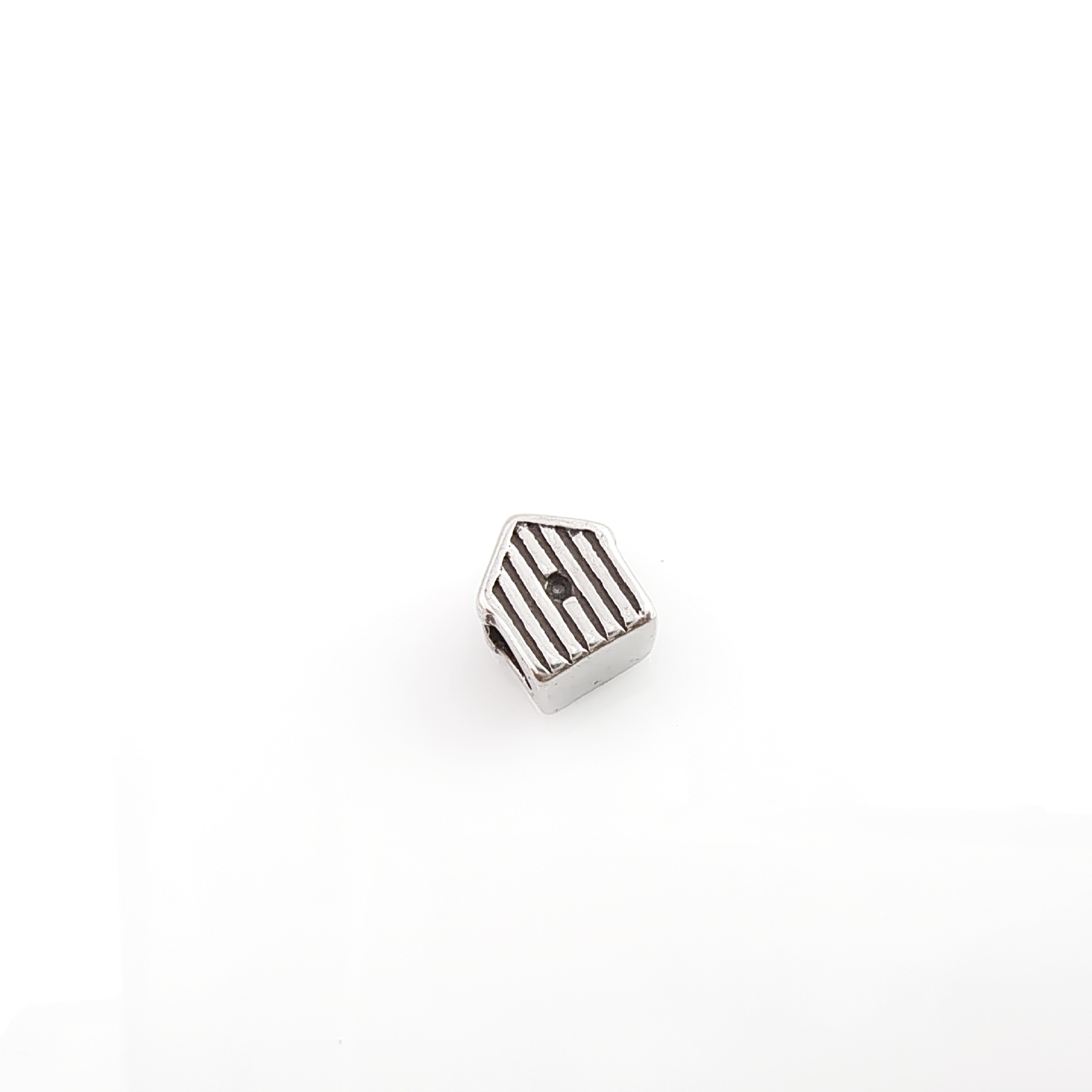 2:B 11x9x4.5mm