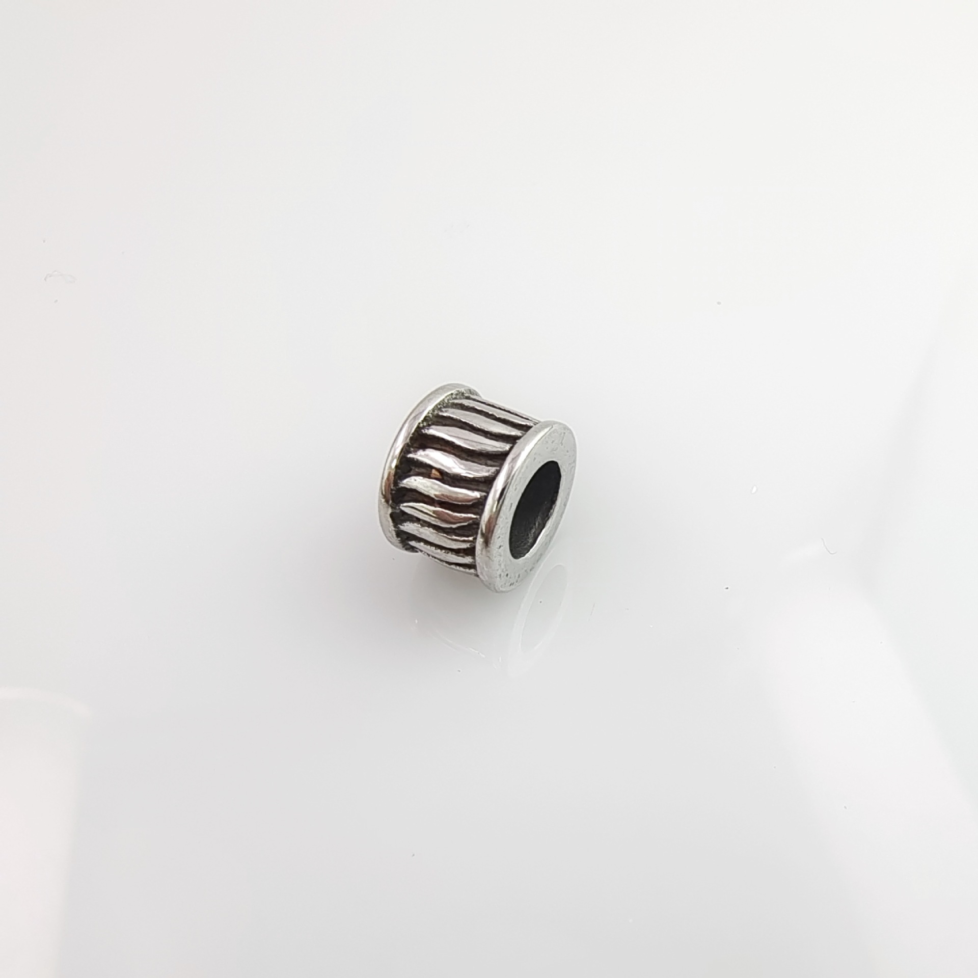 2:B 9x7x5mm