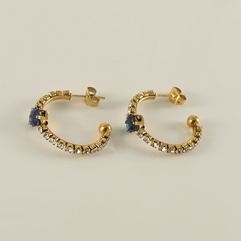 8:8 earring 24mm