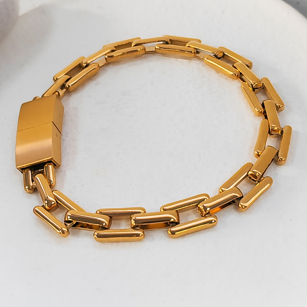 Gold bracelet 18cm