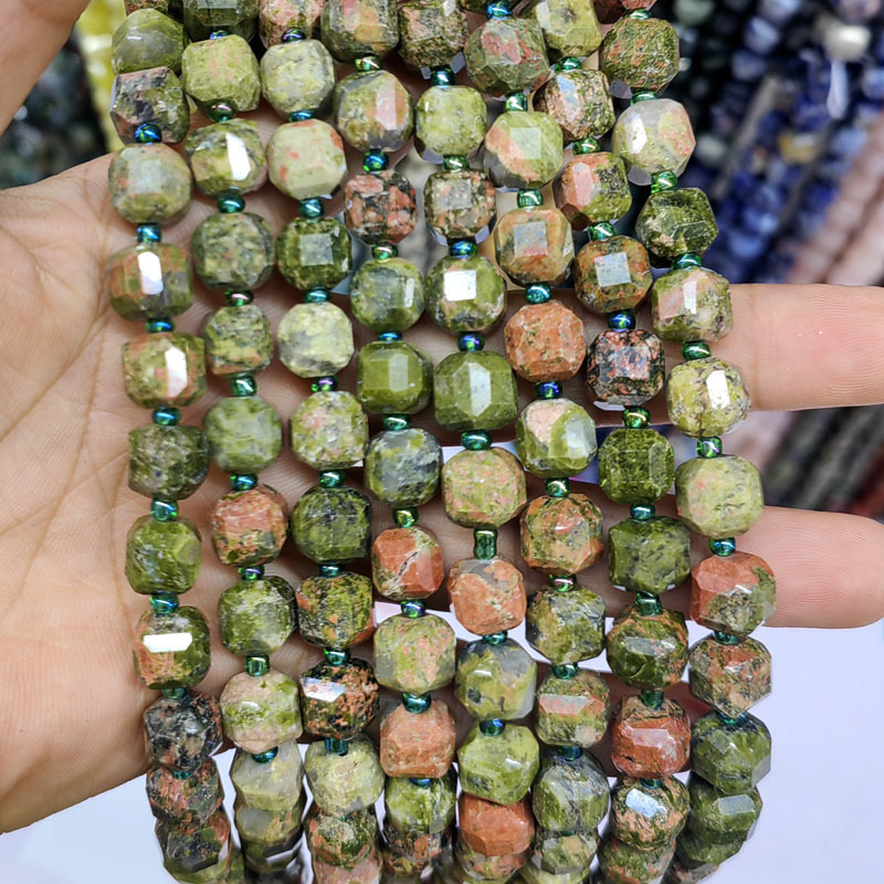 38 Unakite