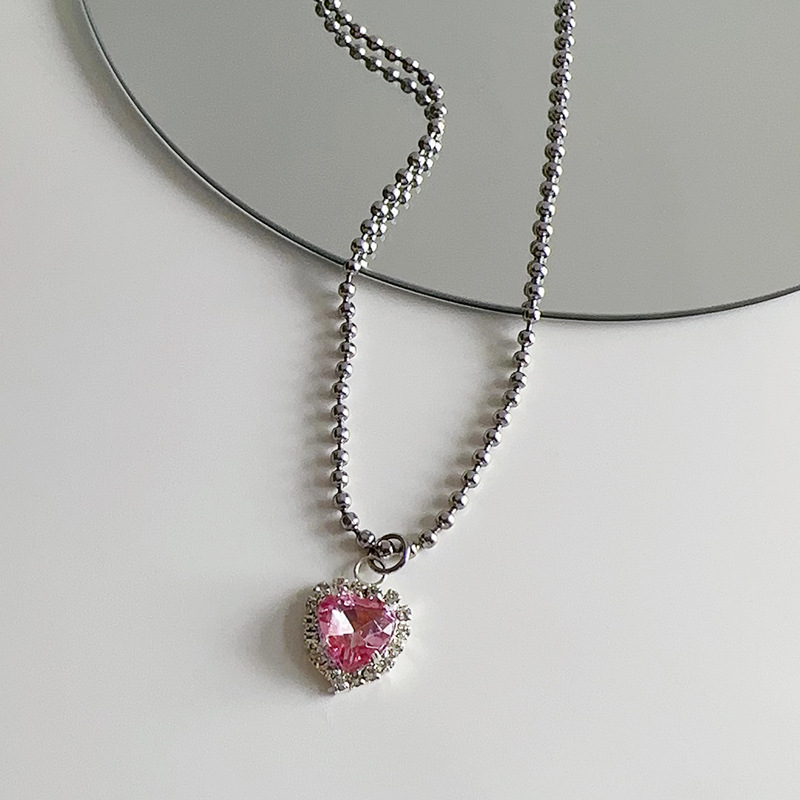 3:Bead chain pink