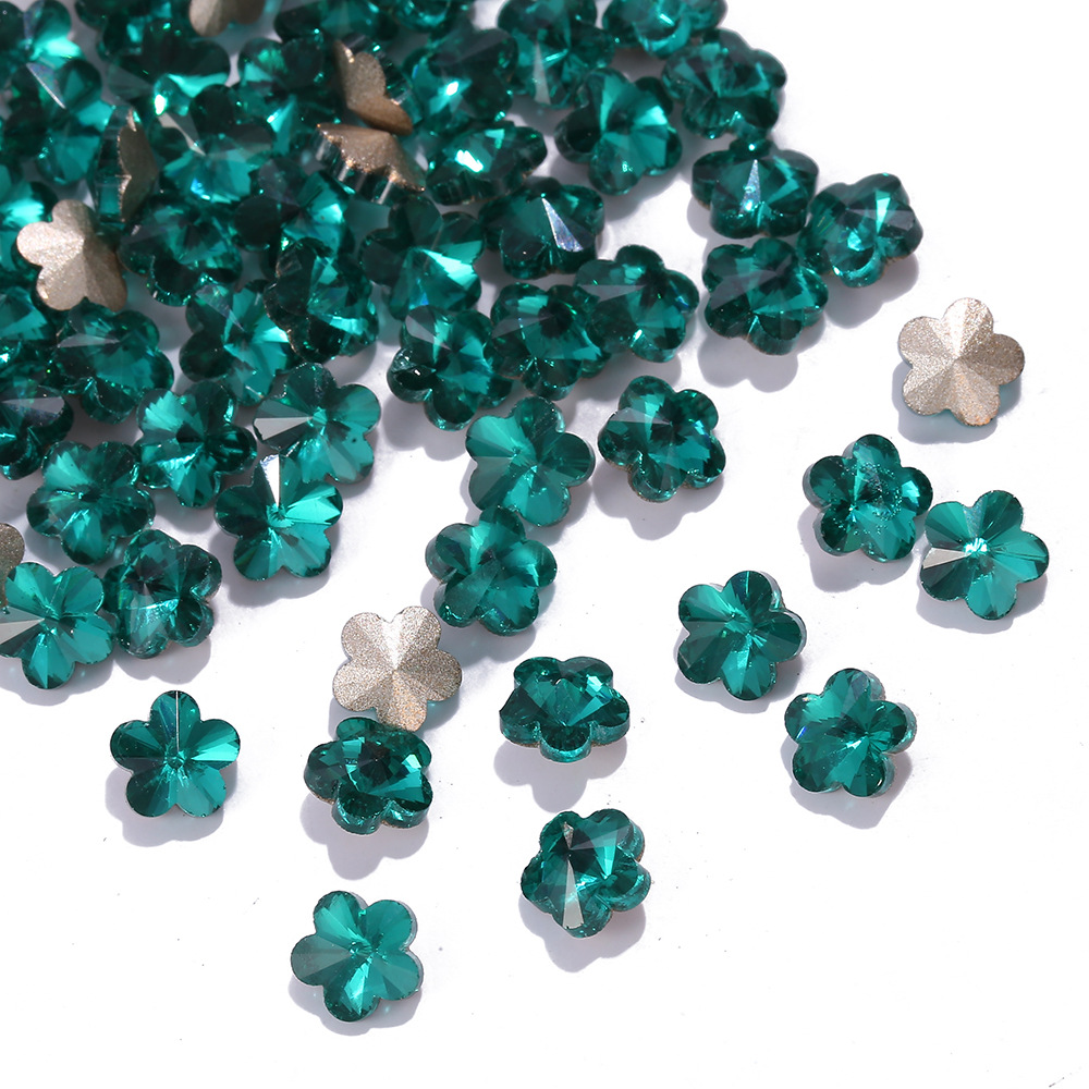 emerald 8*8mm