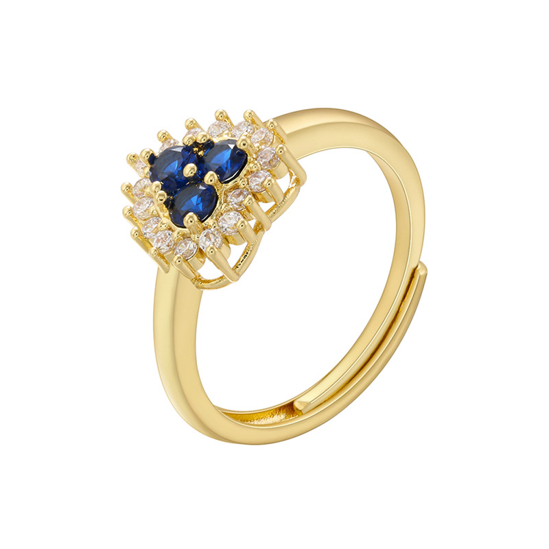 4:Gold and blue diamonds