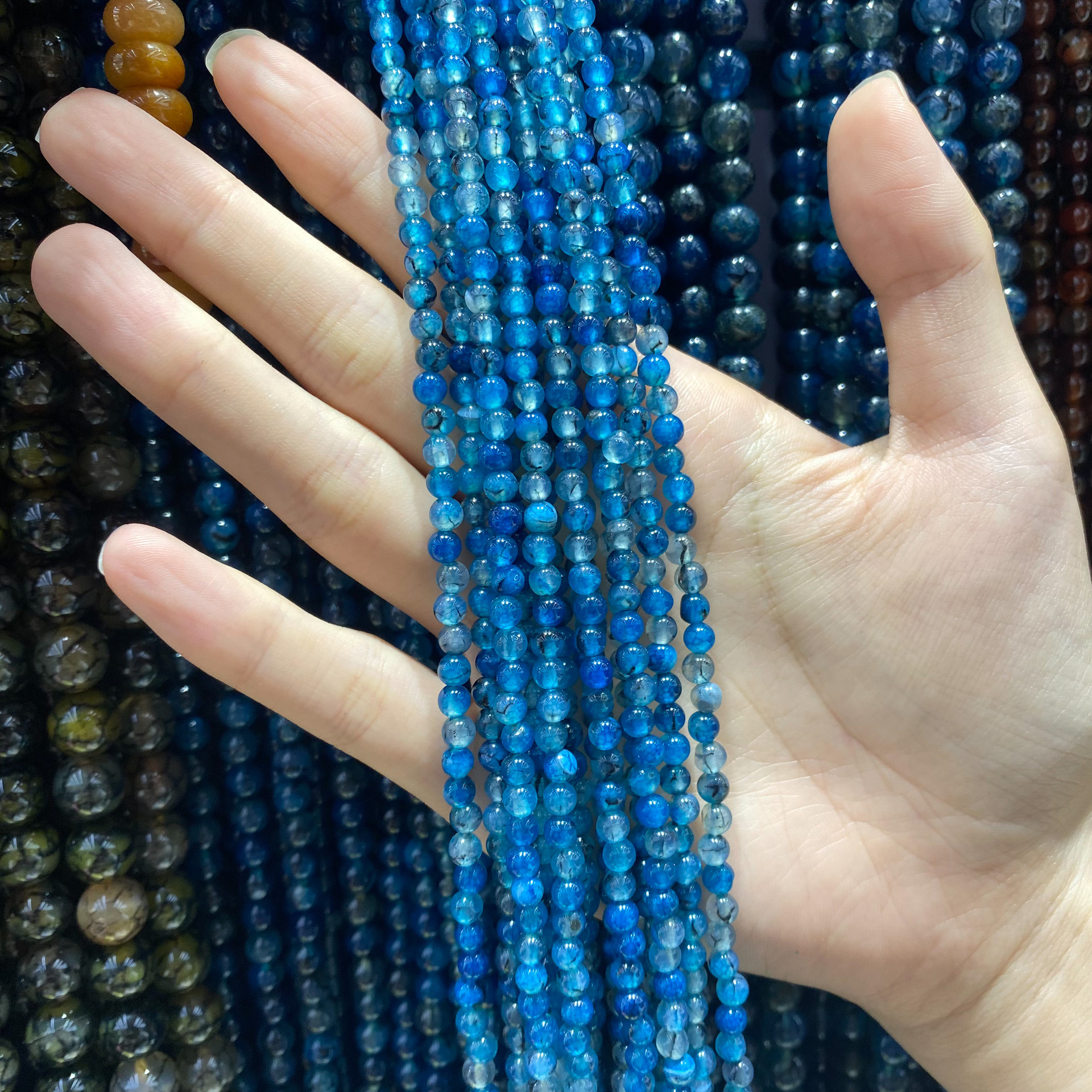 4mm about 83 PCs/Strand