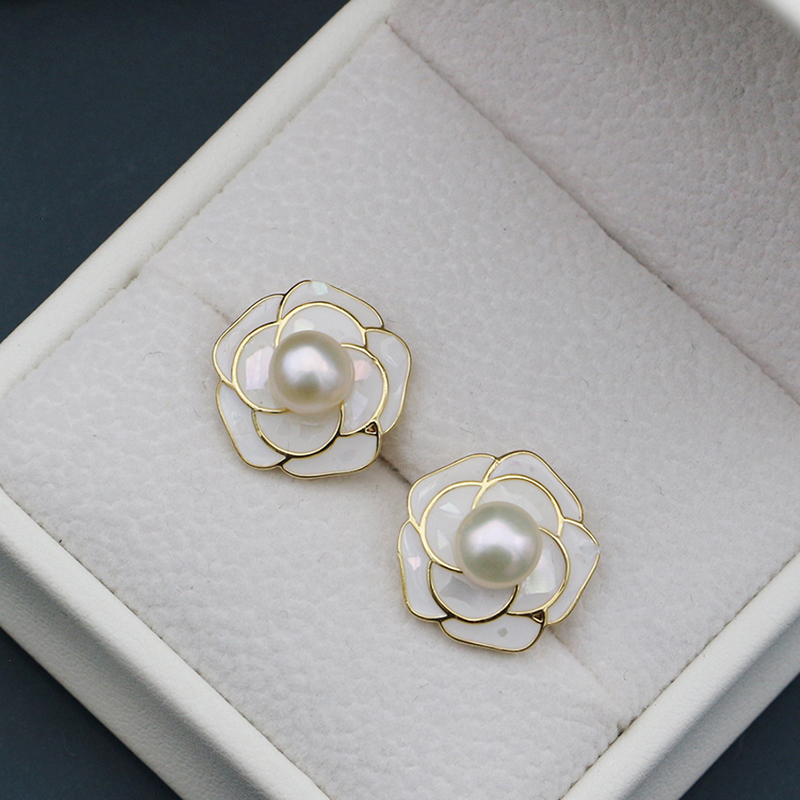 White pearl earrings