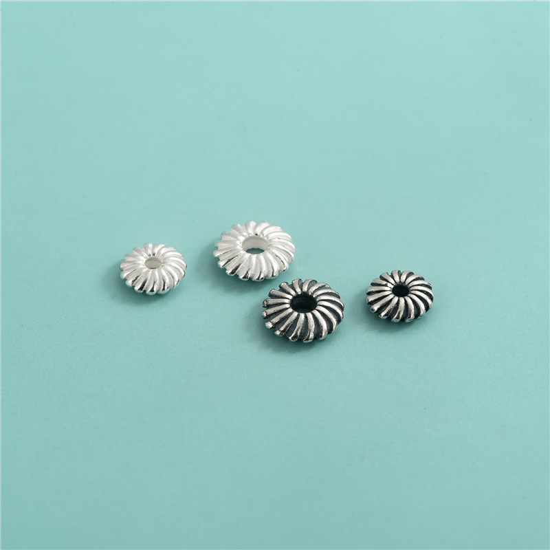 Small plain silver -7.7mm