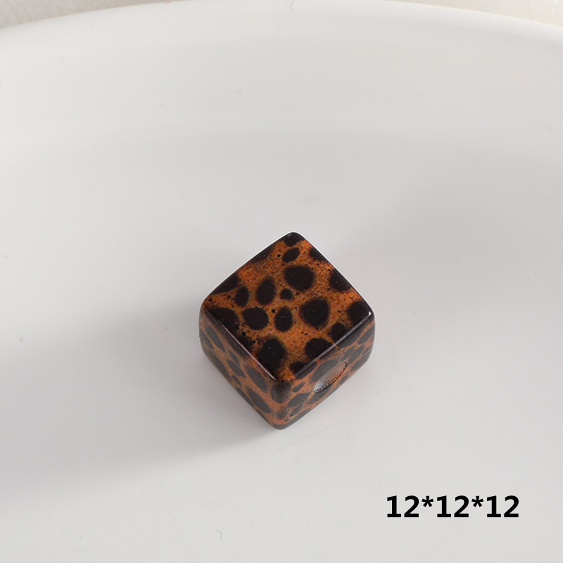 1:12x12x12mm