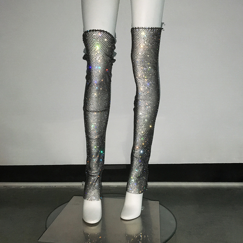 Black white diamond leg cover