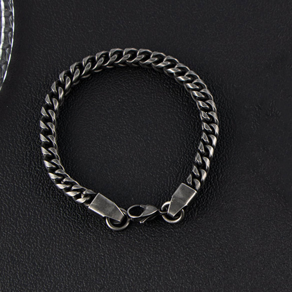 1:A bracelet 19CM