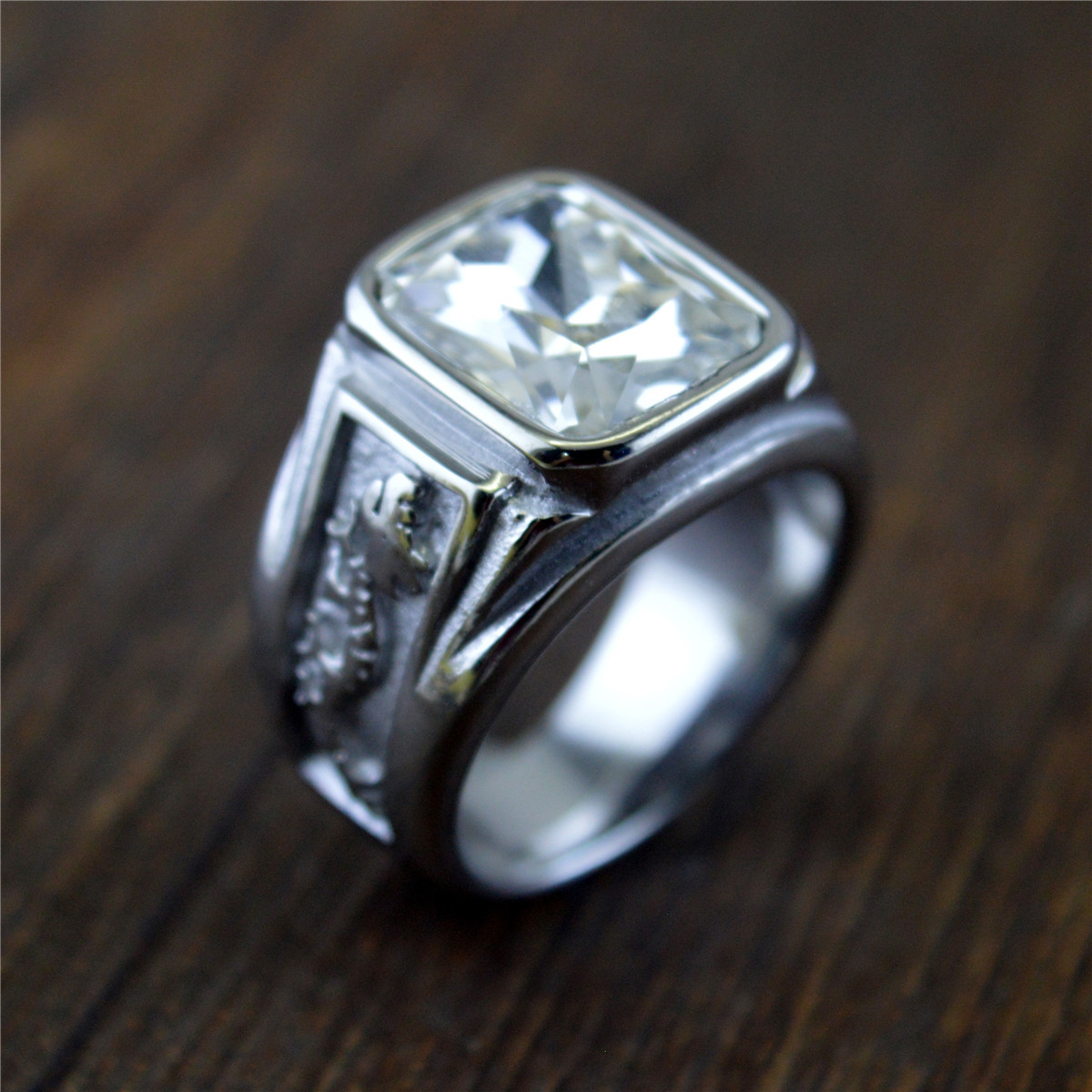 Steel white diamond US Size #7