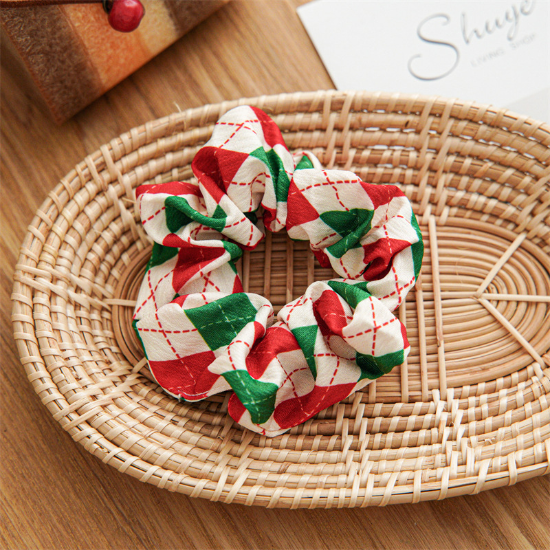 Christmas skew single circle