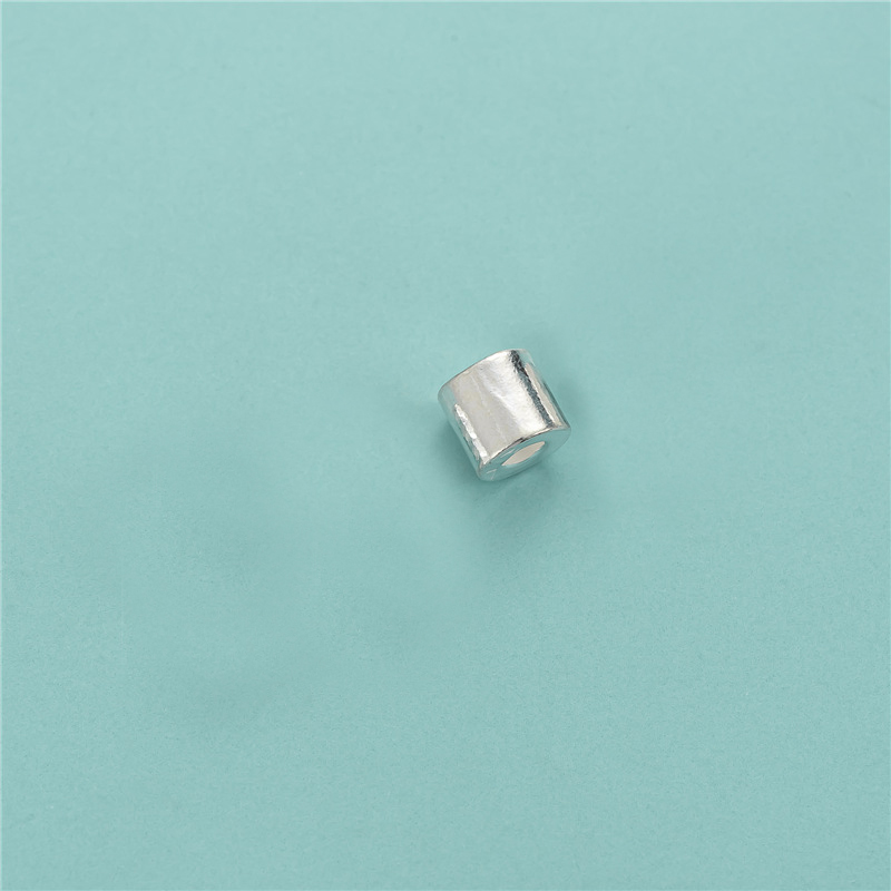 C 5.7x5.6mm