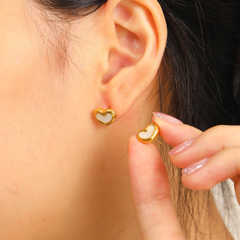 2:EARRINGS-8.8 * 11 mm