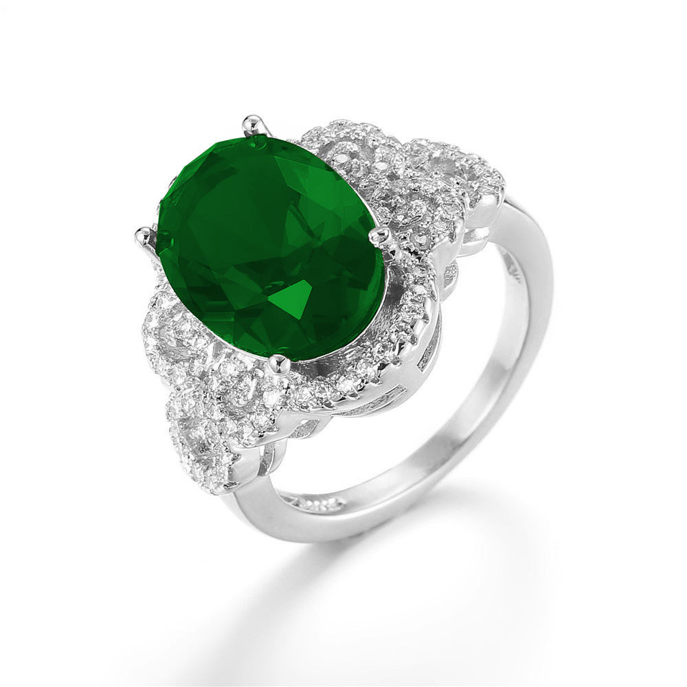 2:White gold green diamond