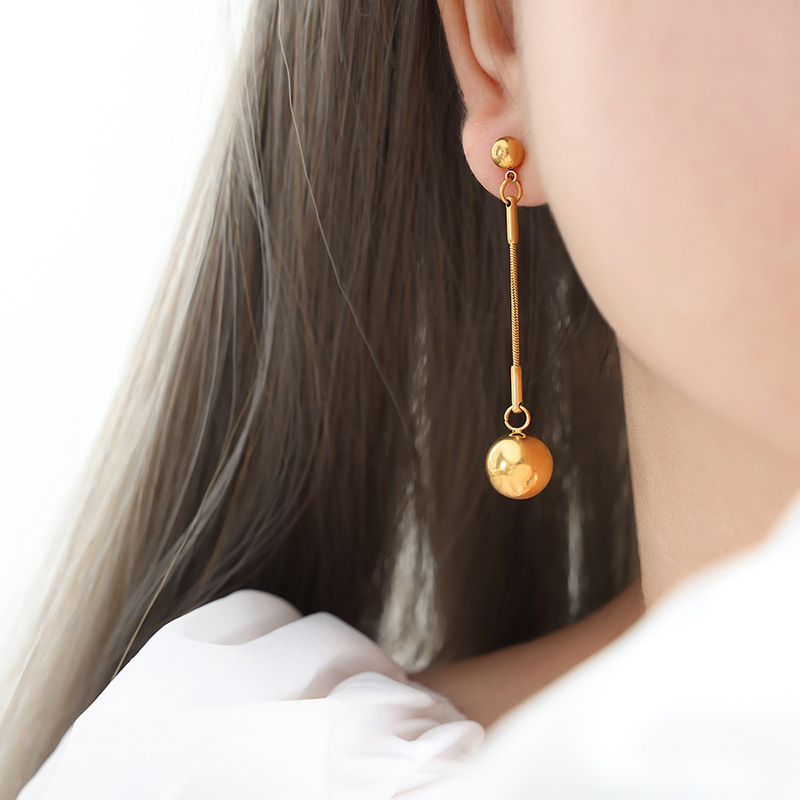 2:F927 - Earrings