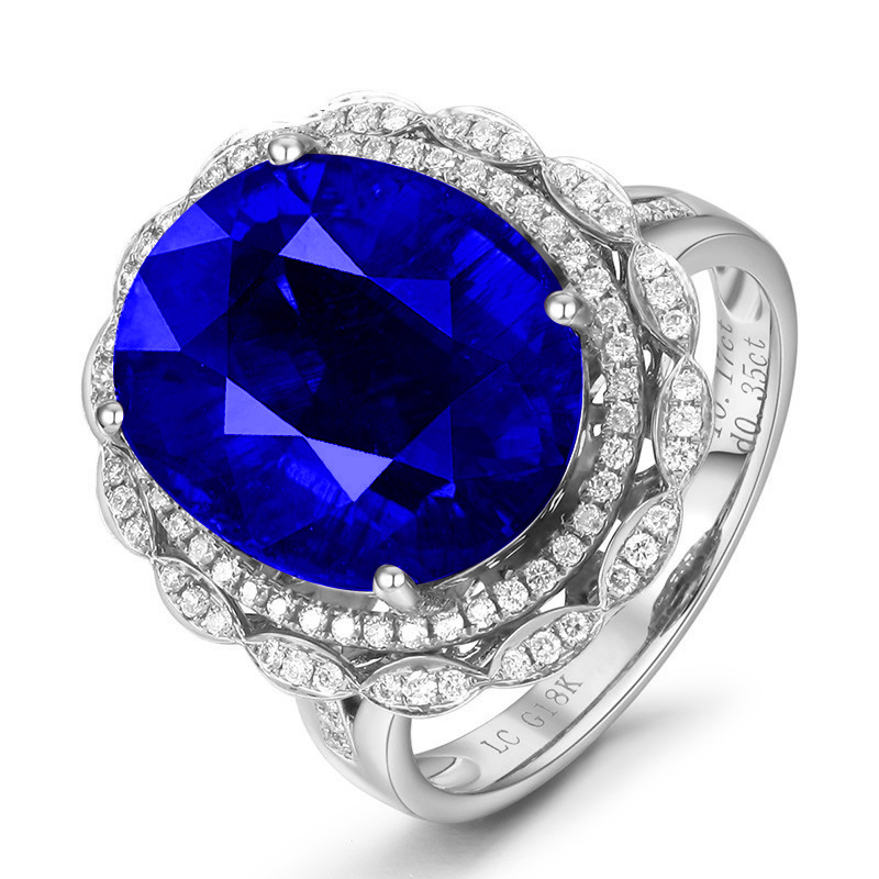 White gold deep blue diamond