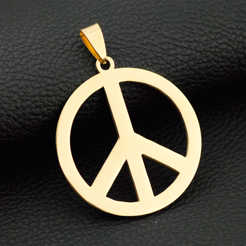 3:5.4CM gold pendant