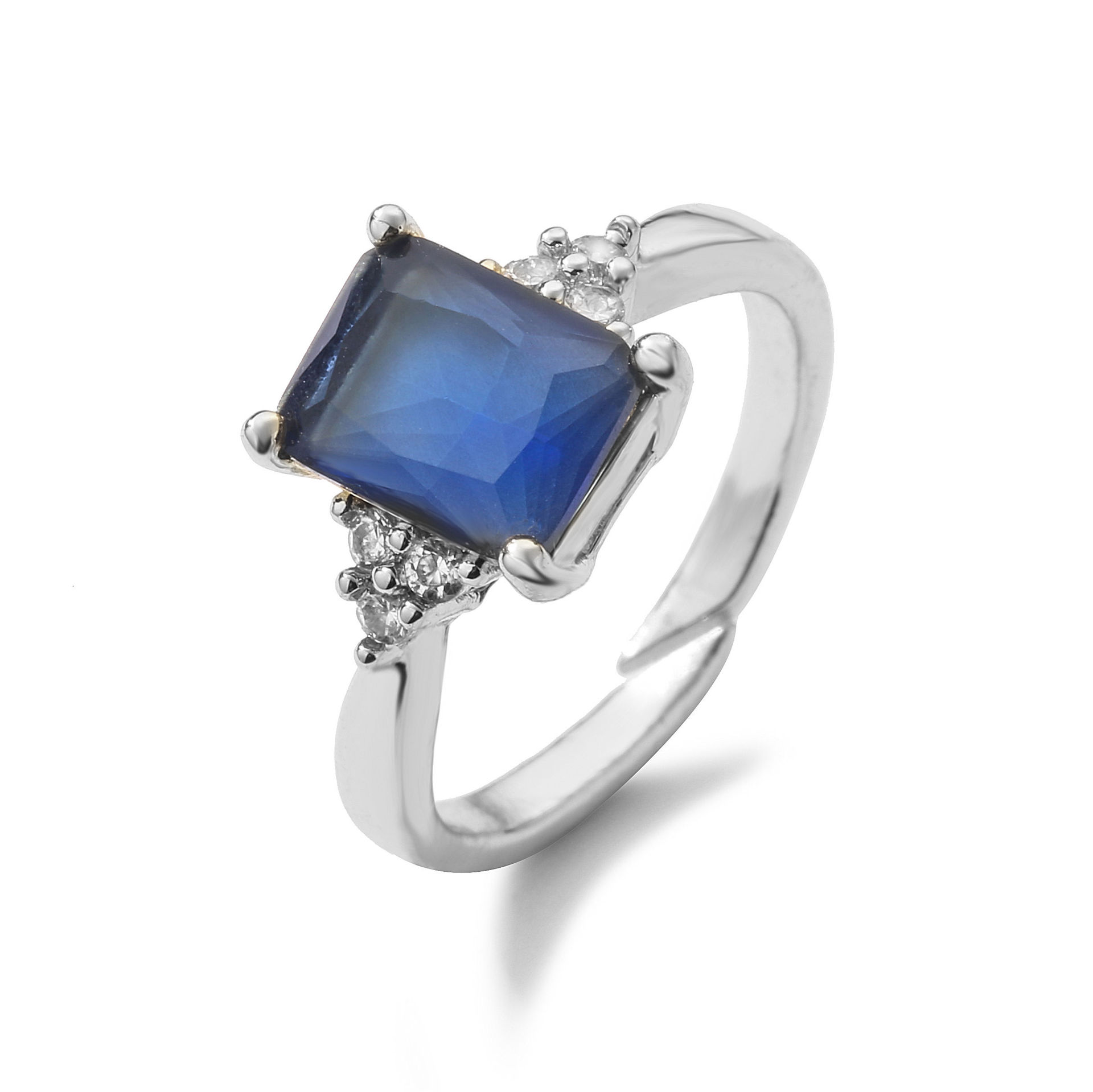 6:White gold and blue diamond