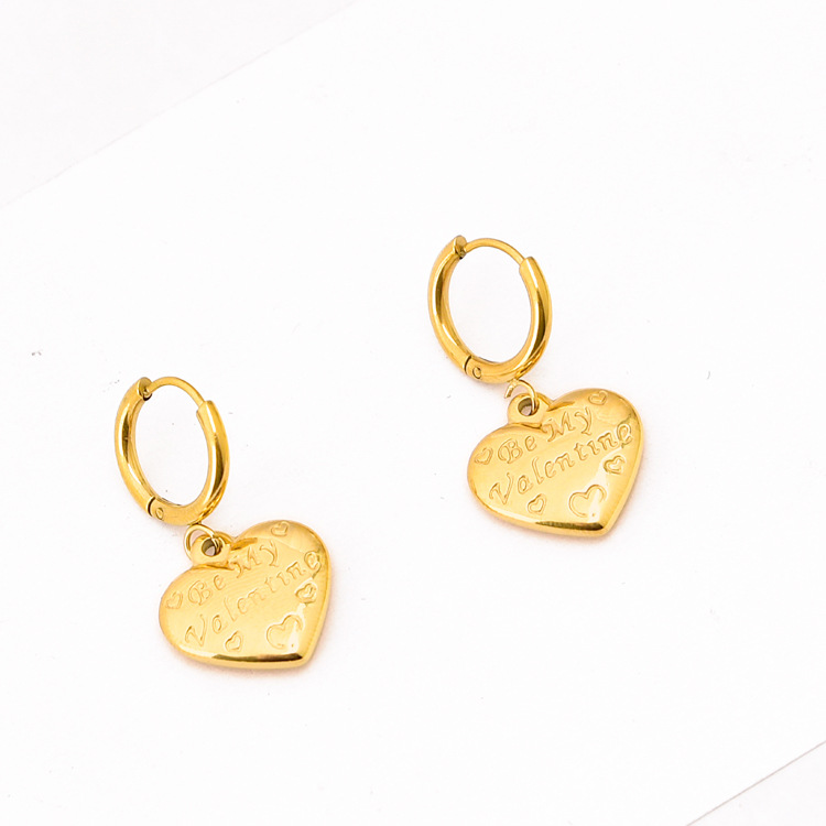 2:Earrings 1.7 cm