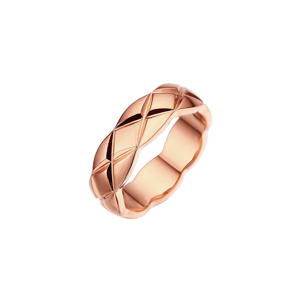 3:Wide rose gold