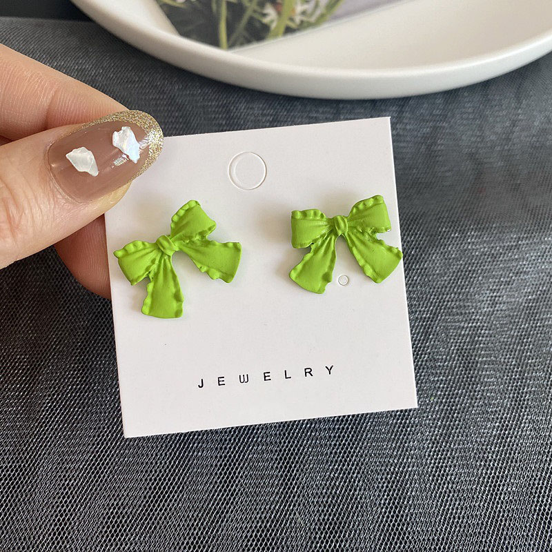 Lace bow stud earrings