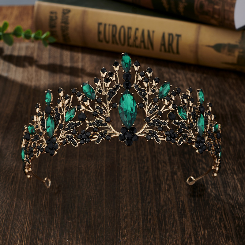 Antique gold green diamond