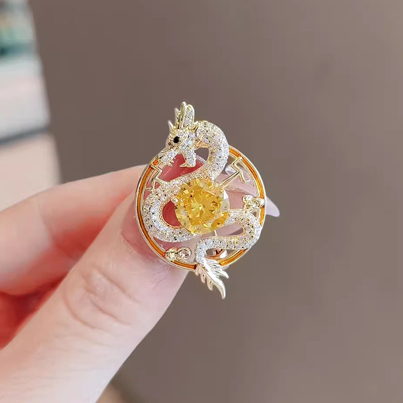 Topaz Chinese dragon