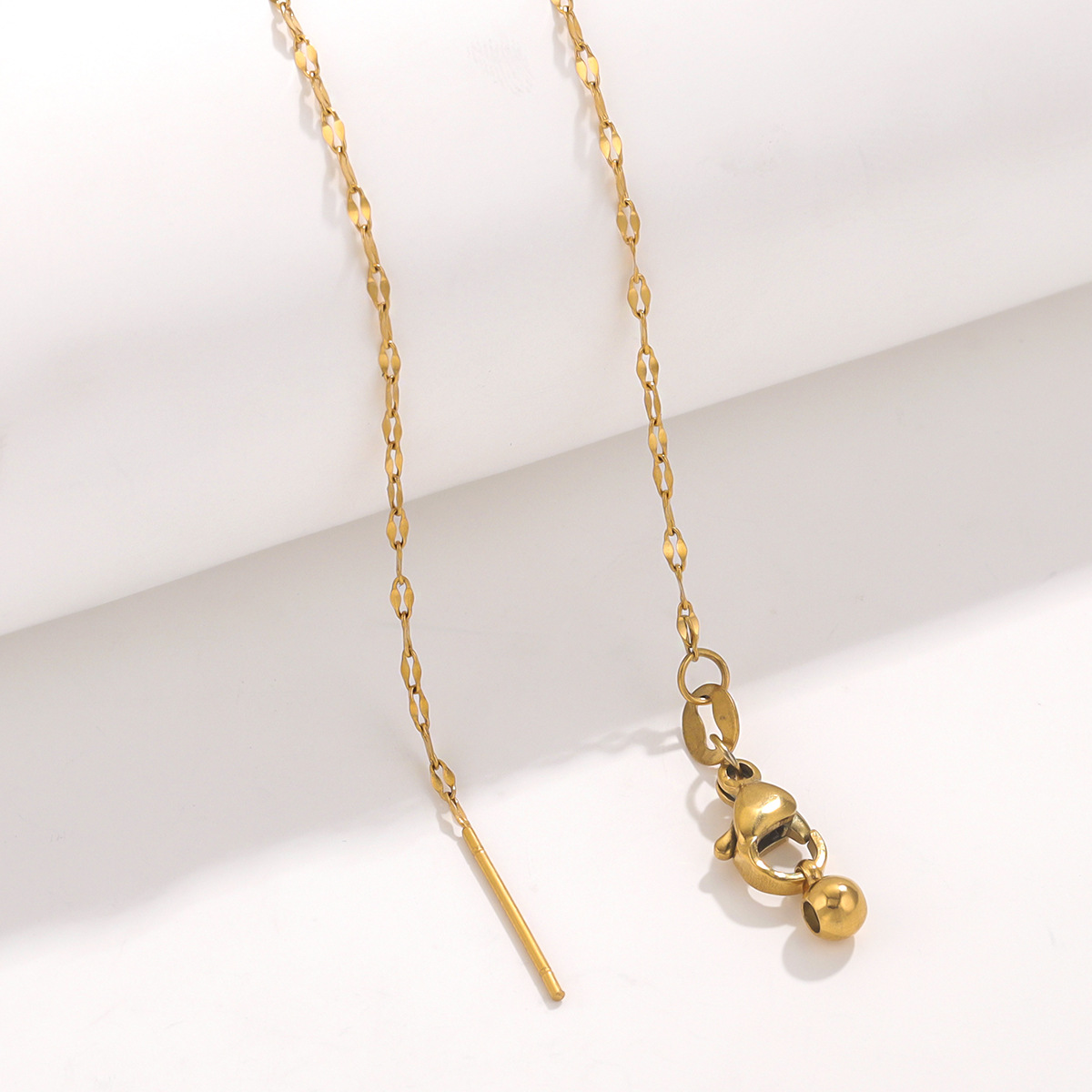 Gold - Lip chain chain