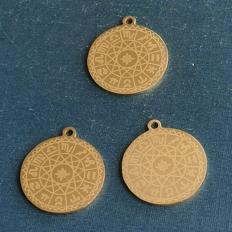 Gold pendant