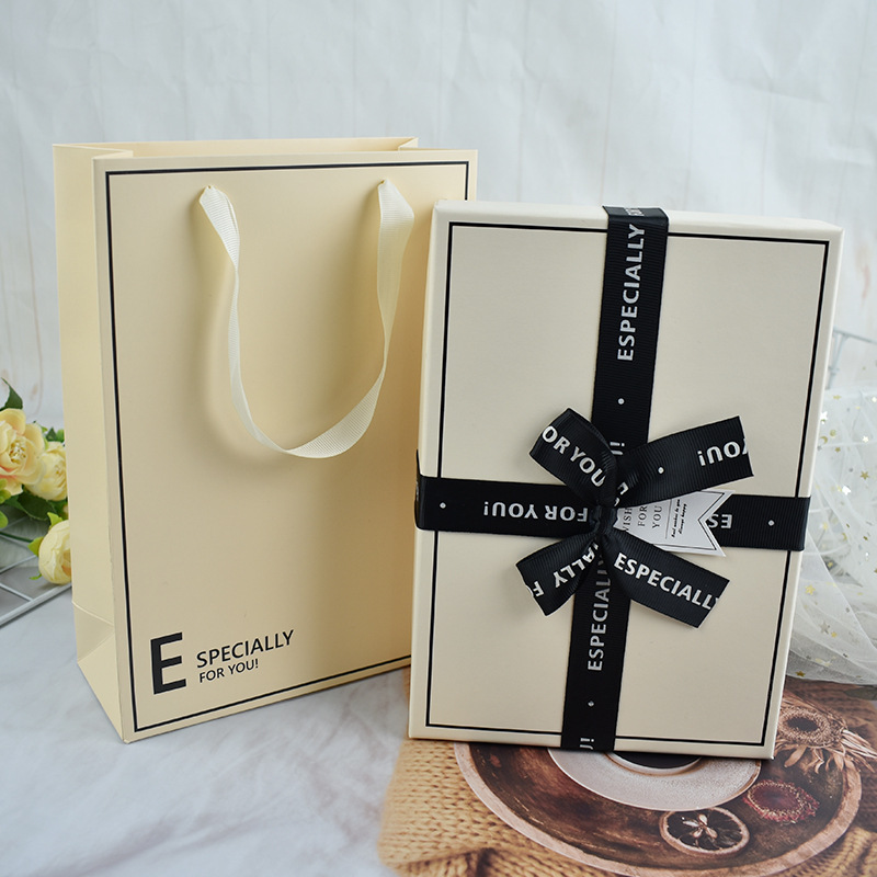 Cream yellow   bag 15*15*7CM