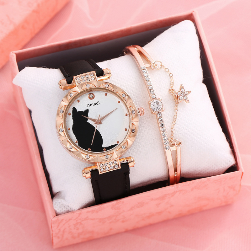 O watch, bangle and box