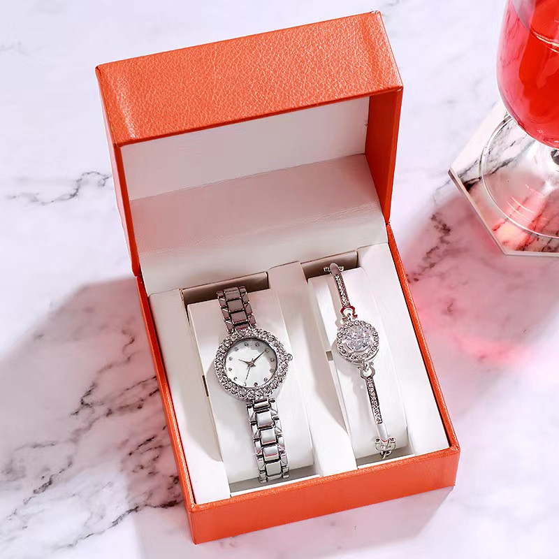 F watch, bracelet and box