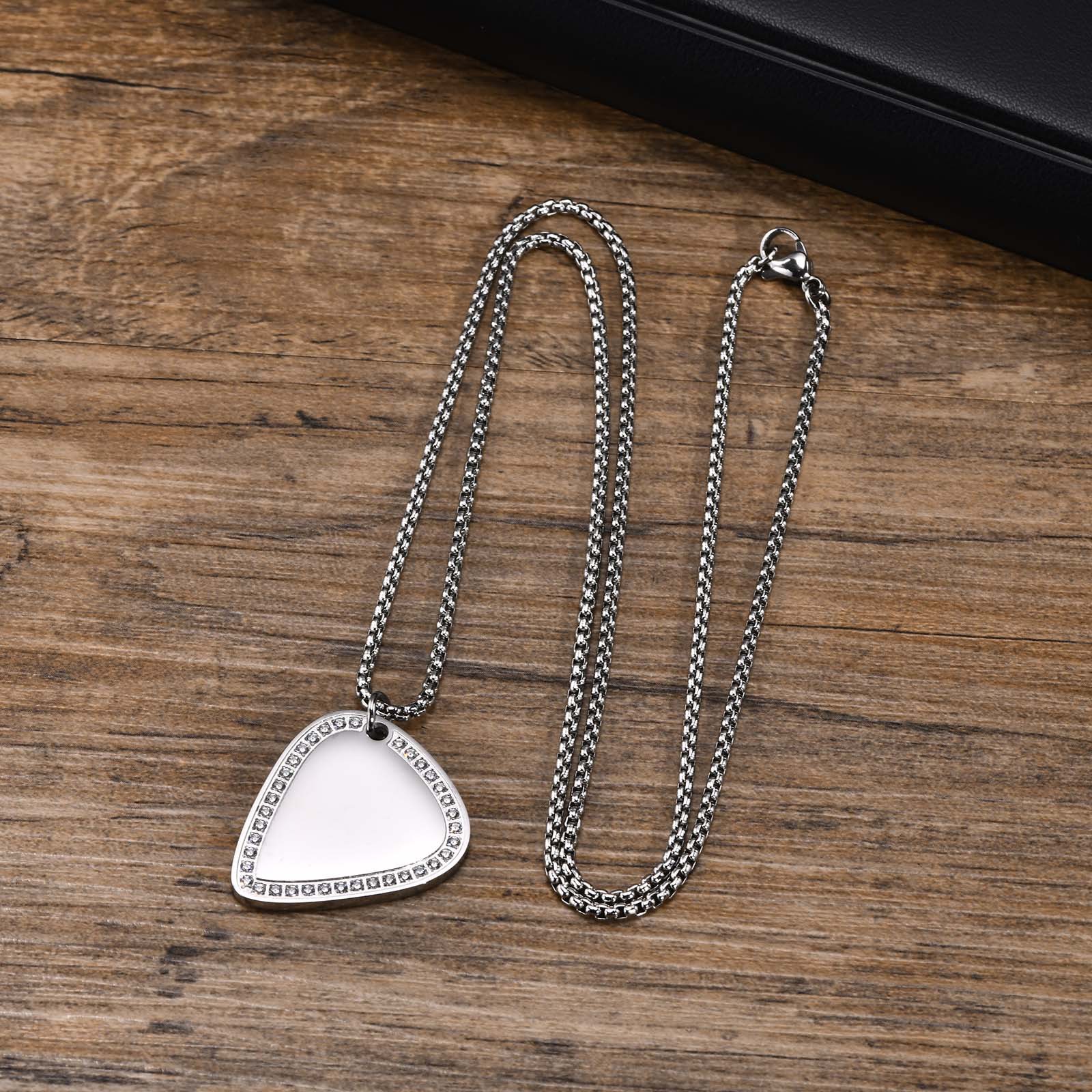 Steel pendant + chain