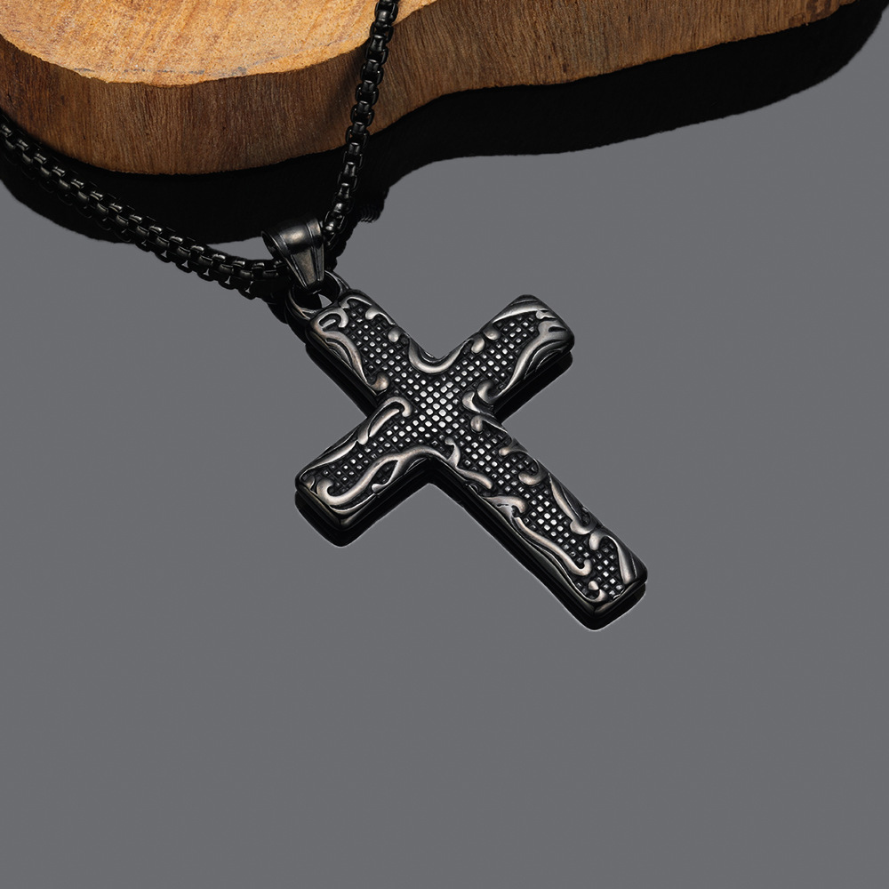 3:Black pendant